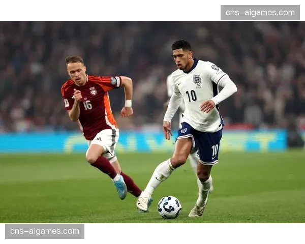 拉什福德单刀冷静推射，英格兰前锋展现杀手本色