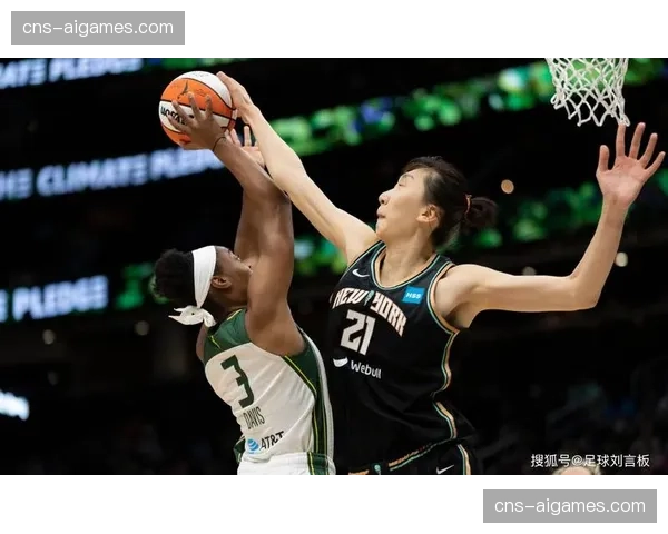 西雅图风暴队新帅首次公开带队训练，强调提速与三分战术