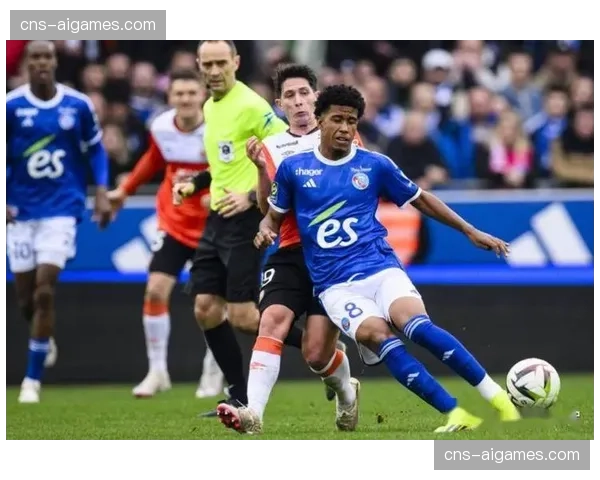 斯特拉斯堡欧协联表现vs联赛反差：多线作战如何影响反击效率